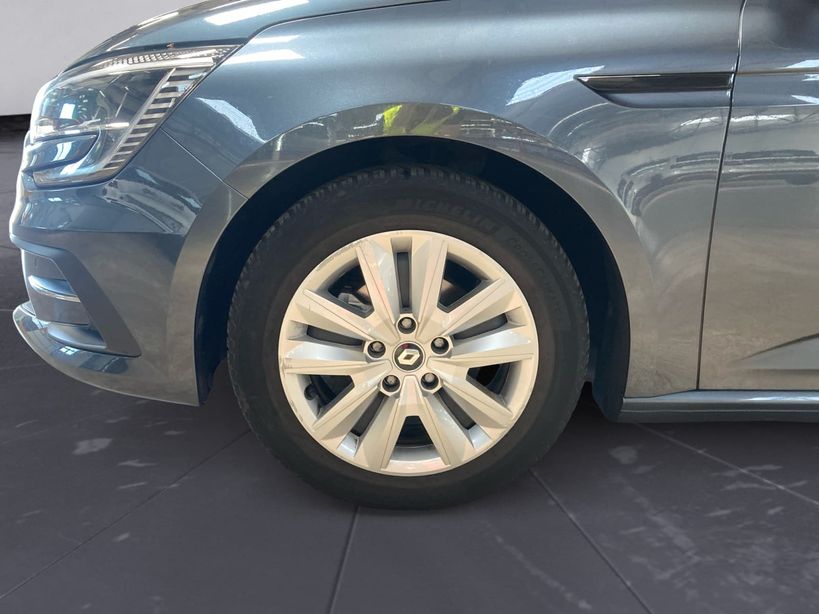 RENAULT MEGANE IV BERLINE 2022 - Photo n°14