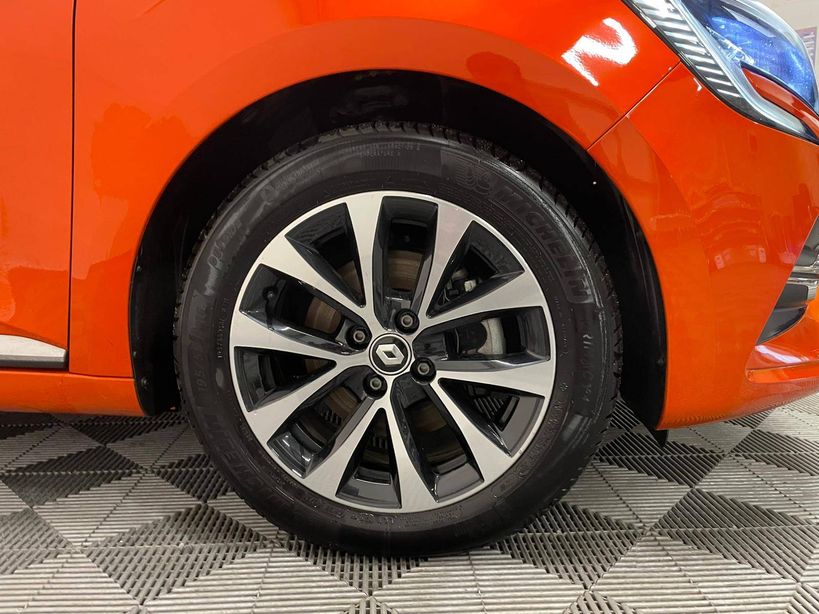 RENAULT CLIO V 2023 - Photo n°5