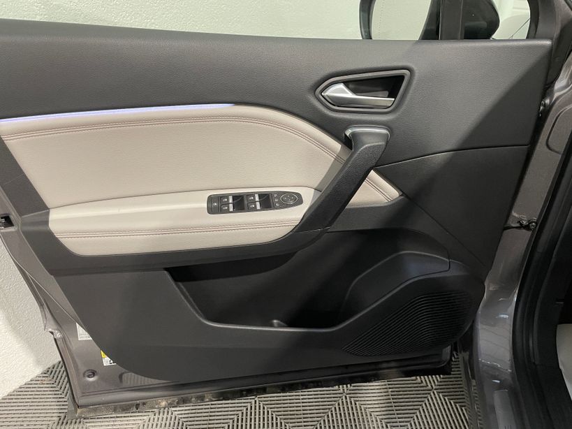 RENAULT CAPTUR 2023 - Photo n°39