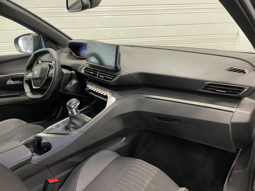 PEUGEOT 3008 2023 - Photo n°10
