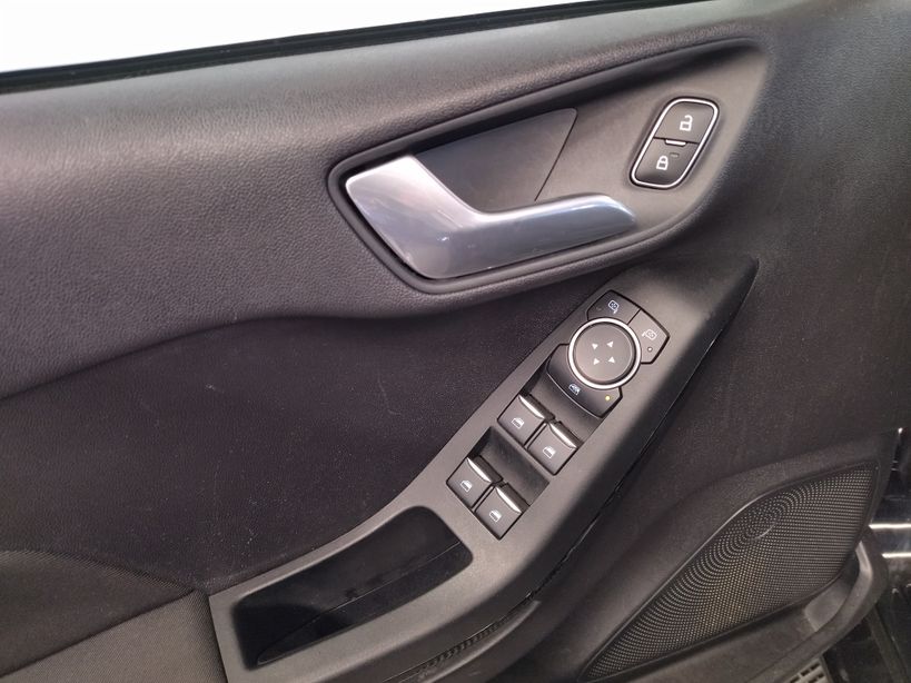 FORD FIESTA 2020 - Photo n°24