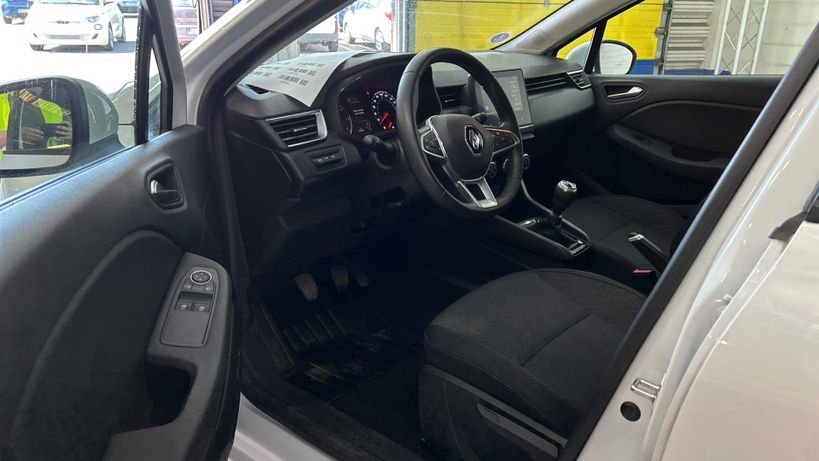 RENAULT CLIO V 2021 - Photo n°10
