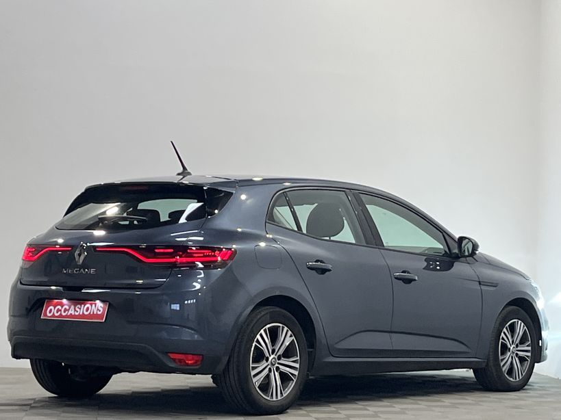 RENAULT MEGANE IV BERLINE 2022 - Photo n°3