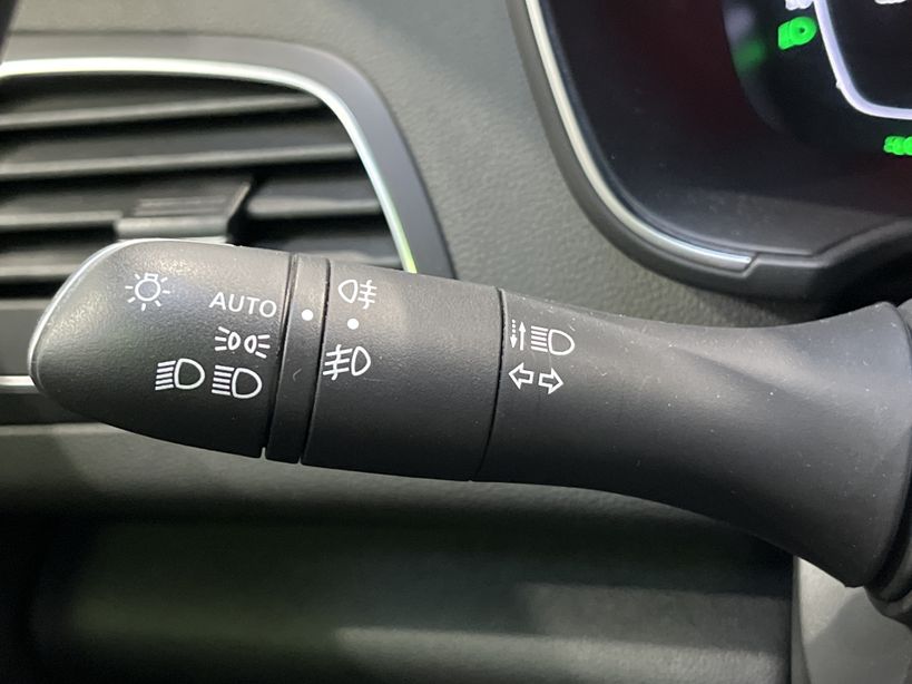 RENAULT MEGANE IV ESTATE 2021 - Photo n°27