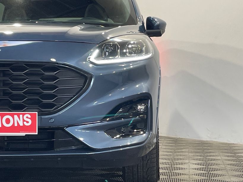 FORD KUGA 2021 - Photo n°7