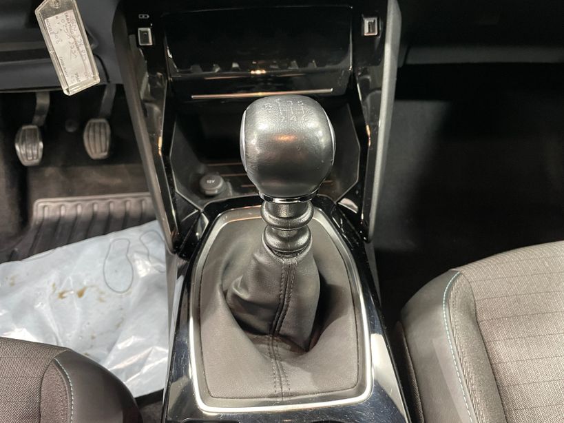 PEUGEOT 208 2023 - Photo n°28