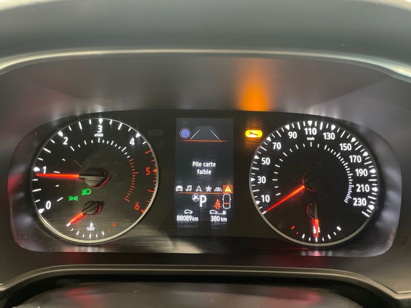 RENAULT MEGANE IV BERLINE 2022 - Photo n°10