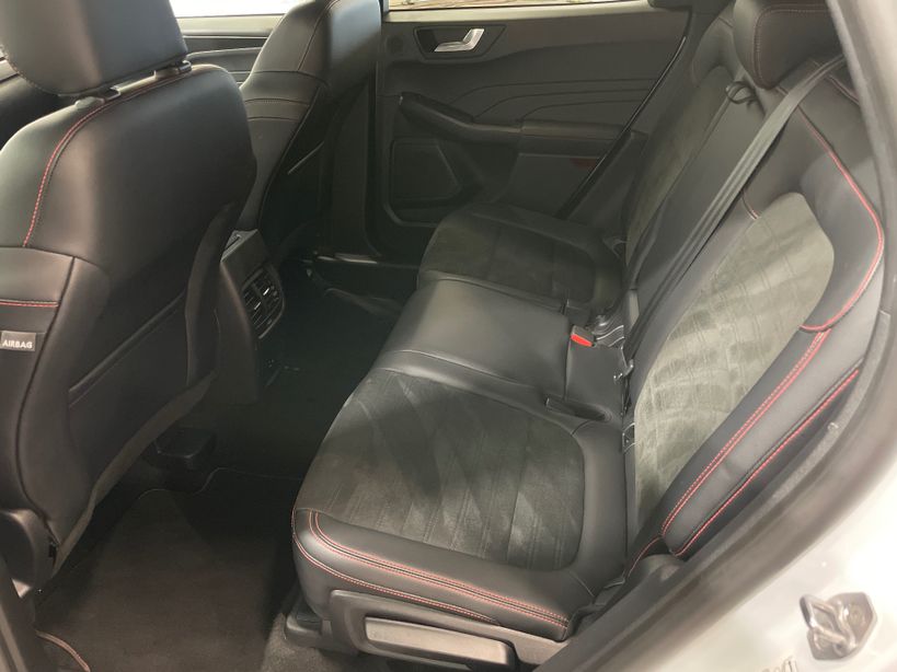 FORD KUGA 2022 - Photo n°24