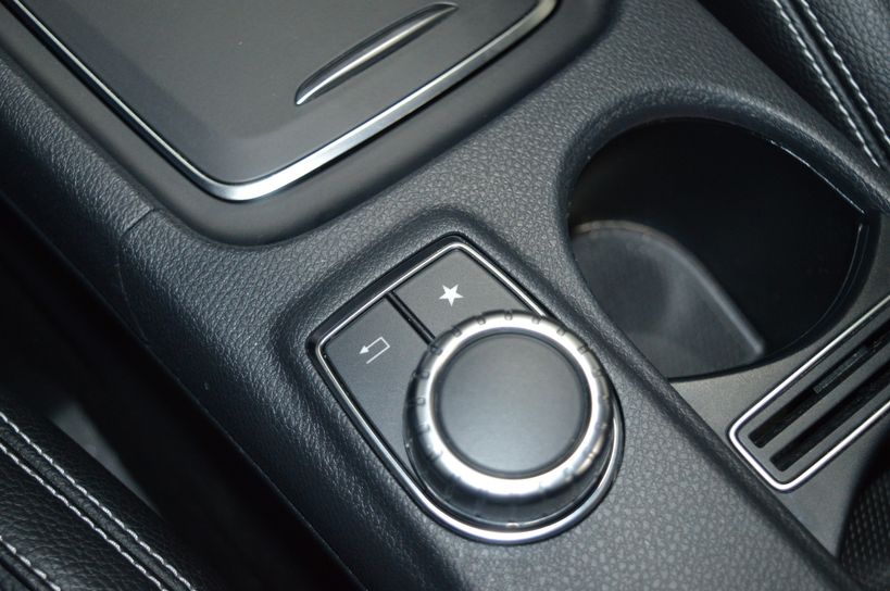 MERCEDES CLASSE CLA SHOOTING BRAKE 2017 - Photo n°19