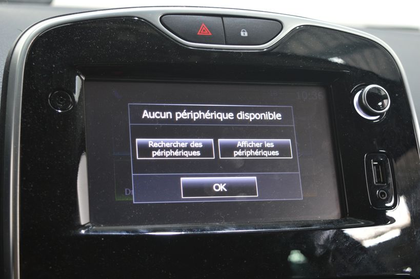 RENAULT CLIO IV 2016 - Photo n°15