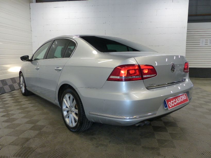 VOLKSWAGEN PASSAT 2014 - Photo n°4