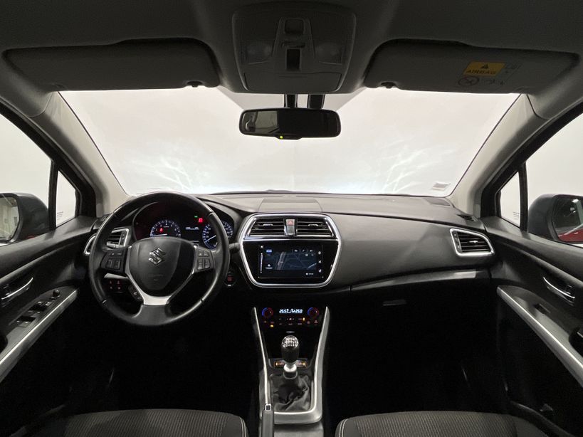 SUZUKI S CROSS 2021 - Photo n°32