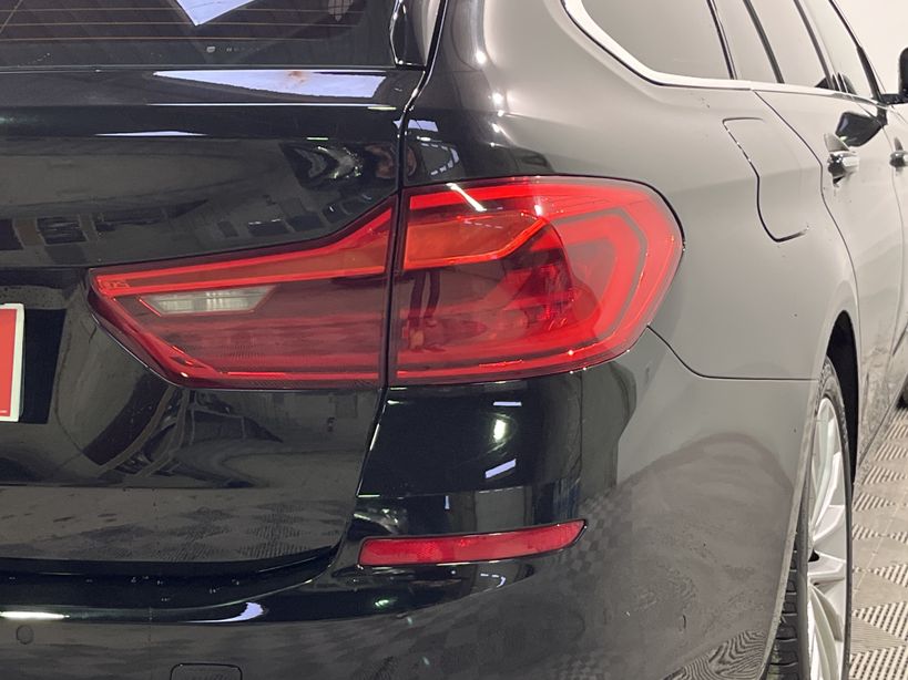 BMW SERIE 5 TOURING G31 2017 - Photo n°7