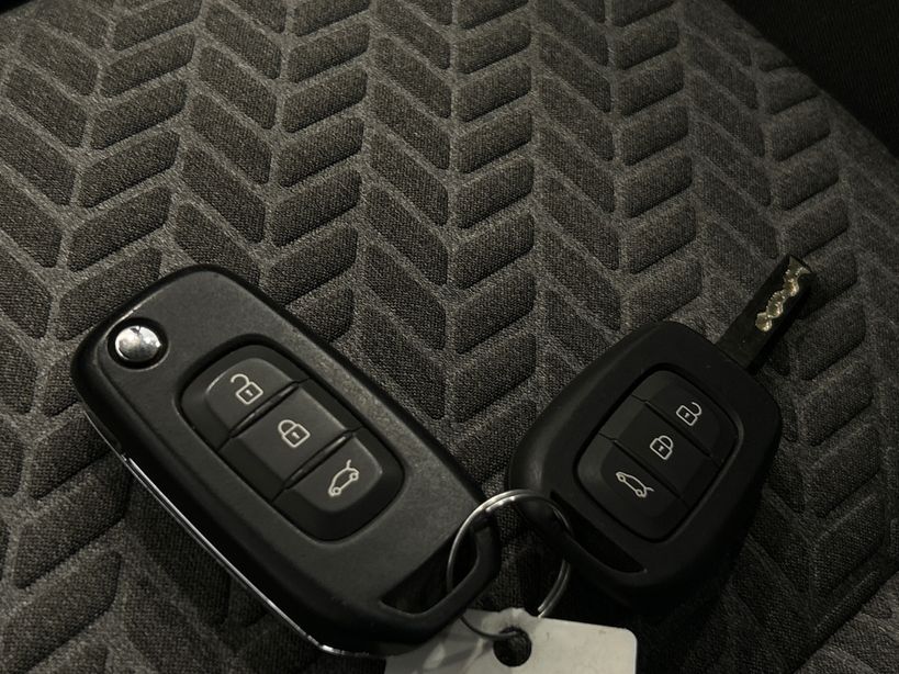 RENAULT CLIO V 2022 - Photo n°37