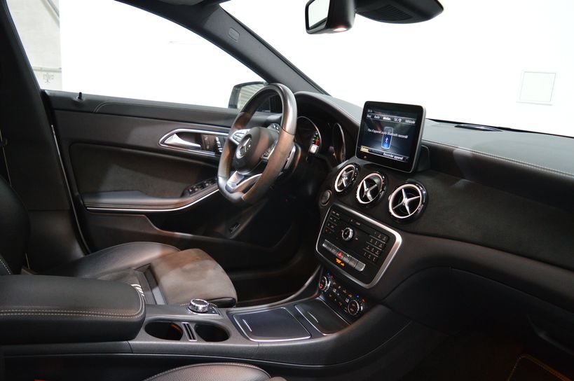 MERCEDES CLASSE CLA SHOOTING BRAKE 2017 - Photo n°23