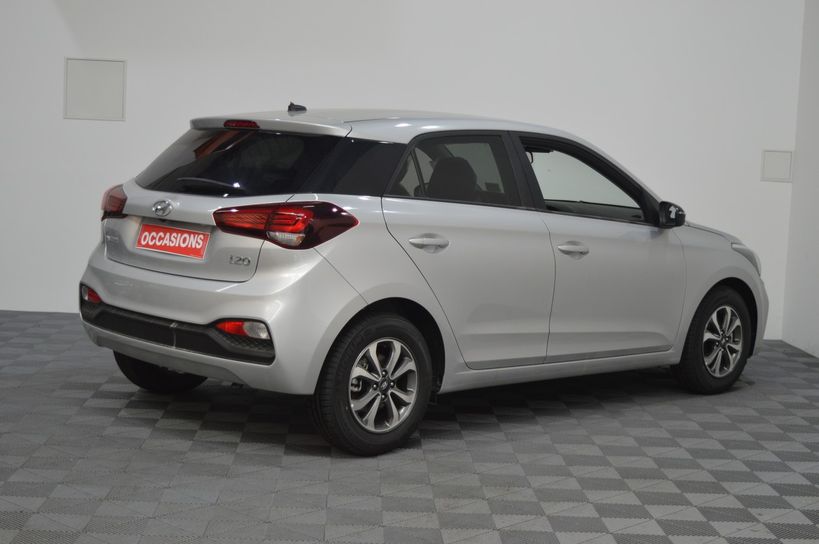 HYUNDAI i20 2020 - Photo n°3
