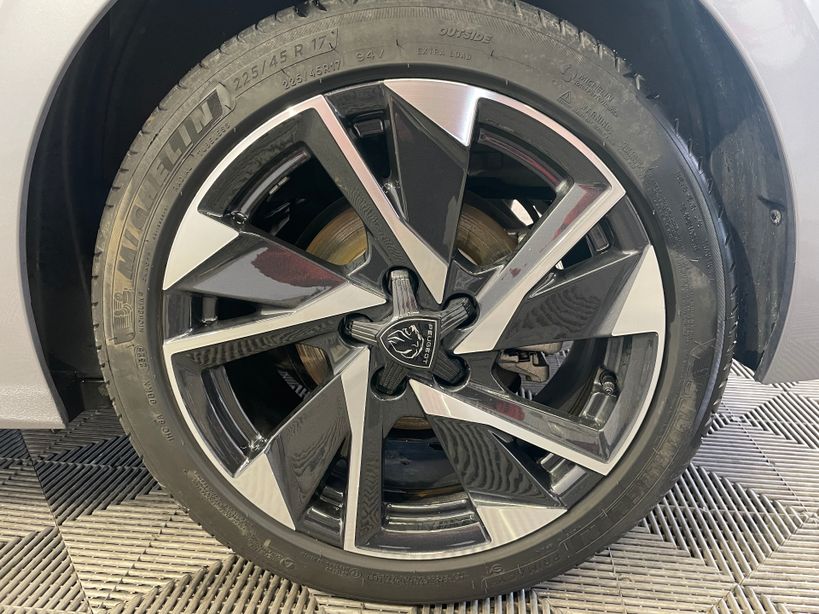 PEUGEOT 308 2025 - Photo n°8