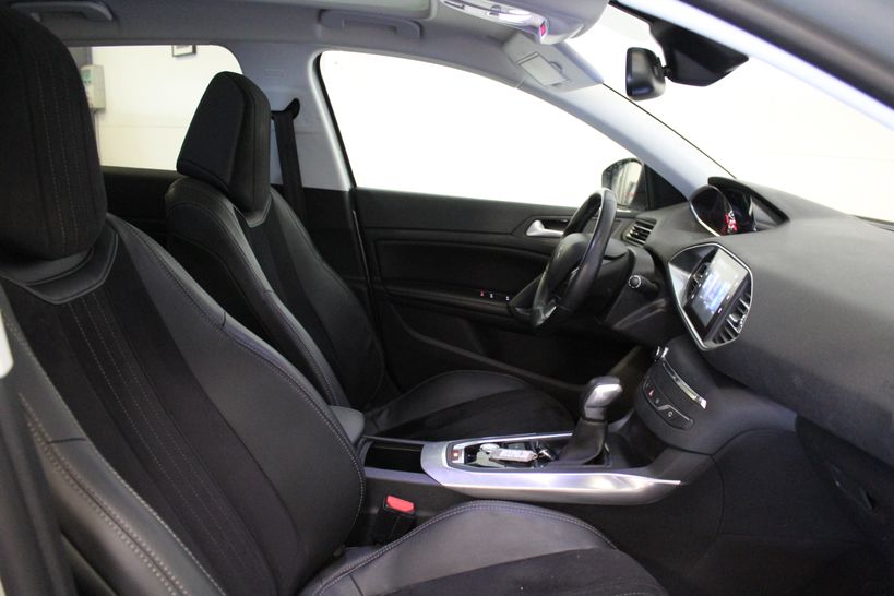 PEUGEOT 308 2015 - Photo n°3