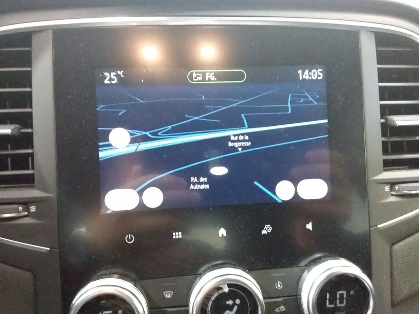 RENAULT MEGANE IV BERLINE 2022 - Photo n°31