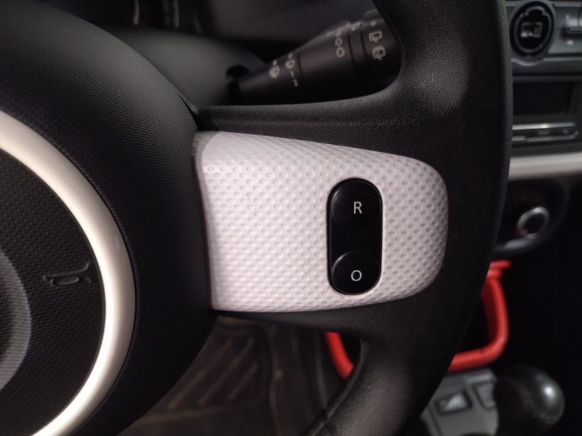 RENAULT TWINGO III 2016 - Photo n°28