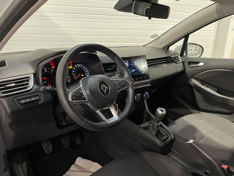 RENAULT CLIO V 2021 - Photo n°10