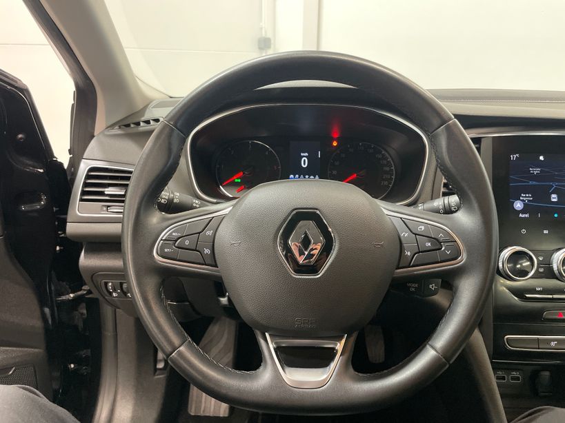 RENAULT MEGANE IV BERLINE 2022 - Photo n°22