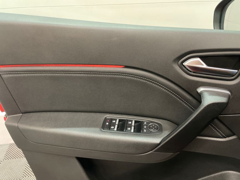 RENAULT CAPTUR 2023 - Photo n°24