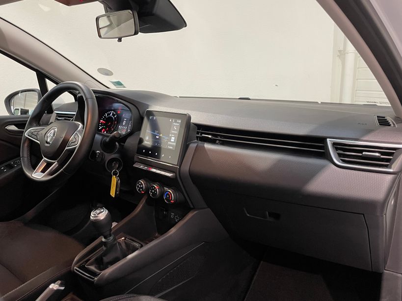 RENAULT CLIO V 2021 - Photo n°9