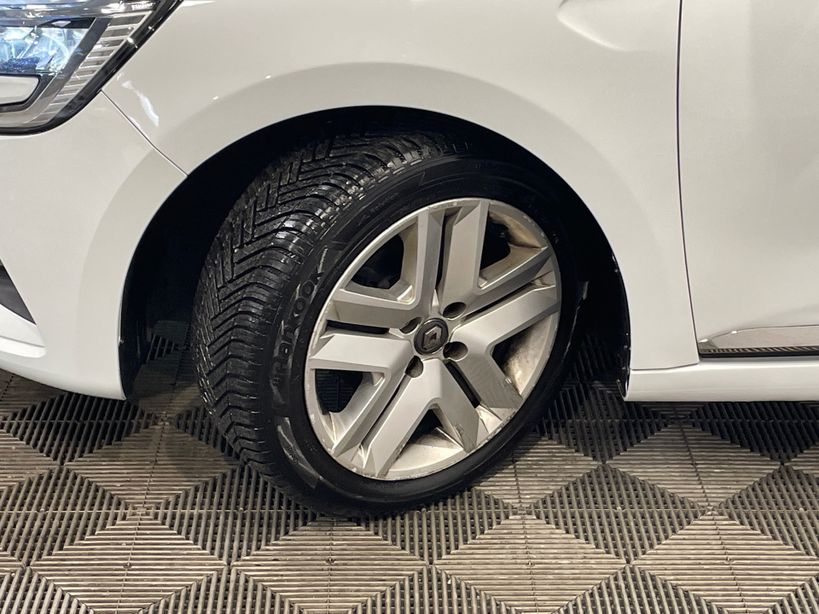 RENAULT CLIO V 2021 - Photo n°13