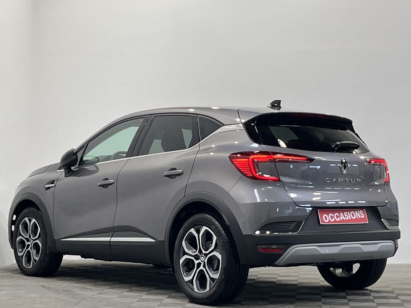 RENAULT CAPTUR 2023 - Photo n°4