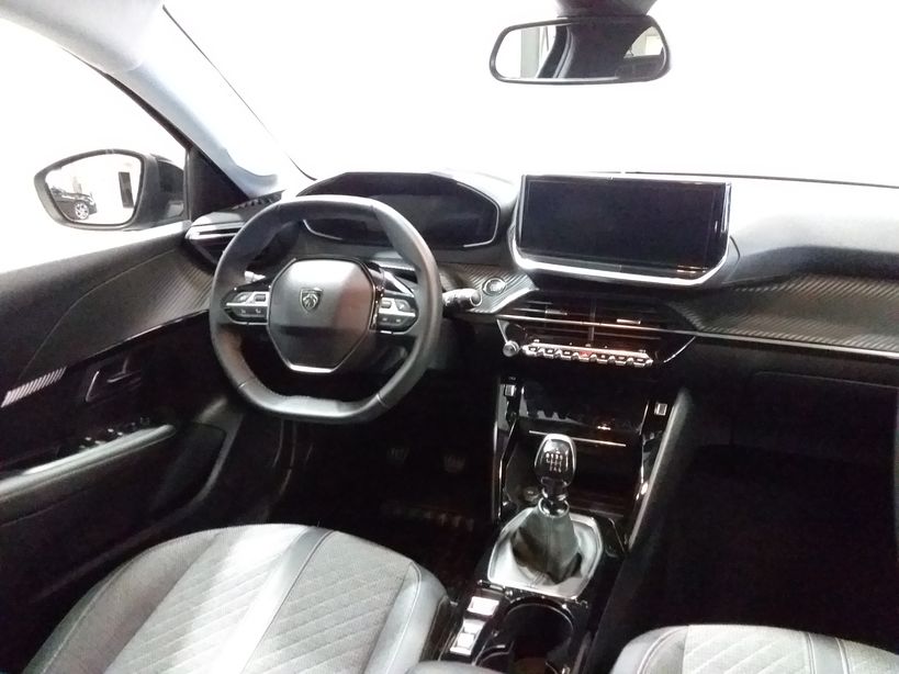 PEUGEOT 208 2024 - Photo n°9