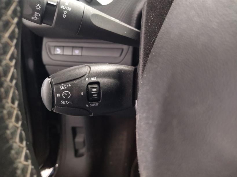 PEUGEOT 2008 2019 - Photo n°15
