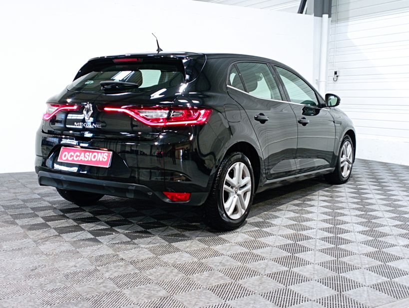 RENAULT MEGANE IV BERLINE BUSINESS 2019 - Photo n°6
