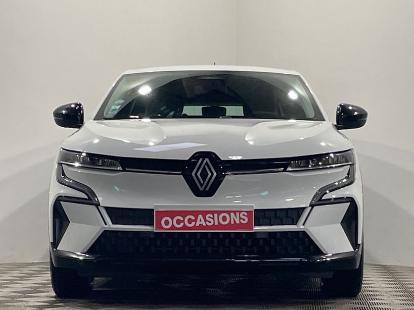 RENAULT MEGANE E TECH 2022 - Photo n°5