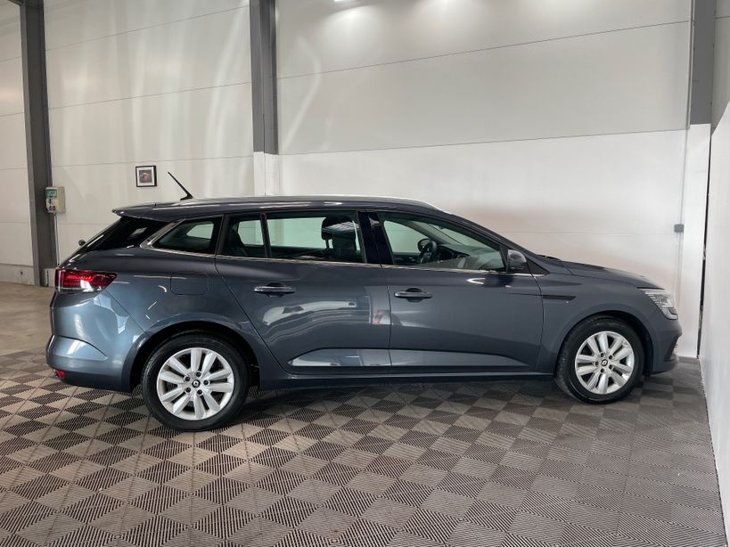 RENAULT MEGANE IV ESTATE 2022 - Photo n°29