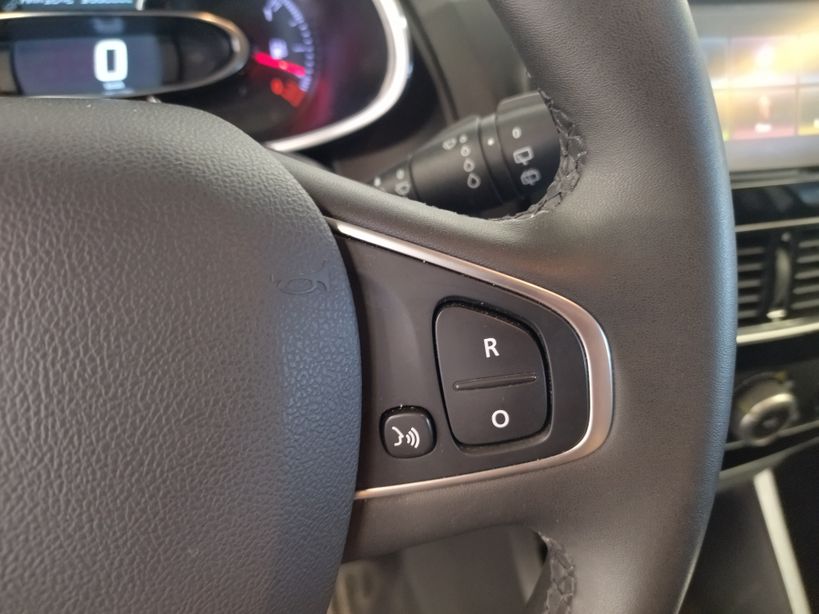 RENAULT CLIO IV BUSINESS 2018 - Photo n°29