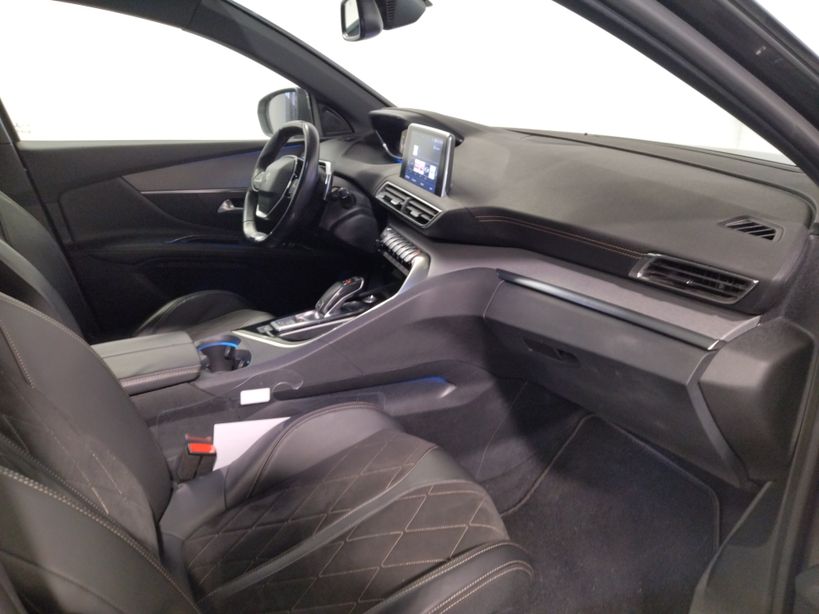 PEUGEOT 3008 2018 - Photo n°9
