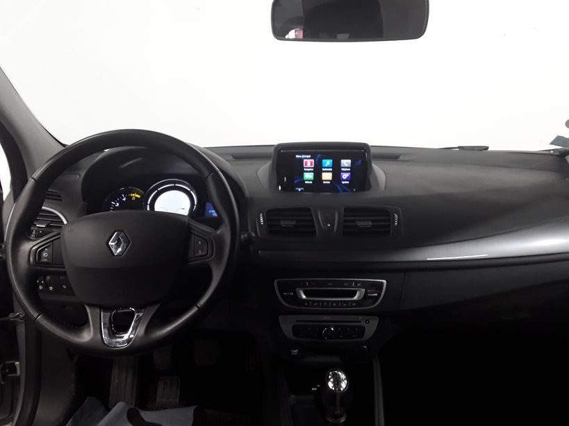 RENAULT MEGANE III ESTATE BUSINESS 2014 - Photo n°11
