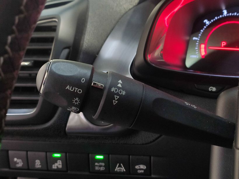 DS DS5 EXECUTIVE 2016 - Photo n°23