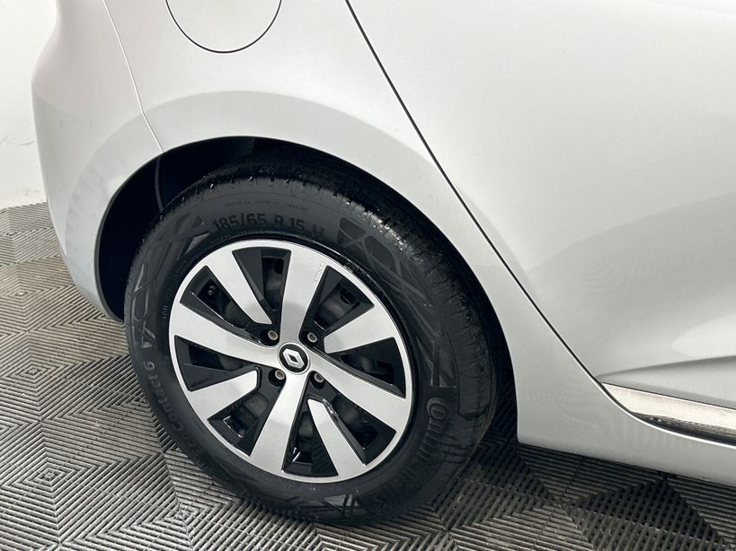 RENAULT CLIO V 2023 - Photo n°5