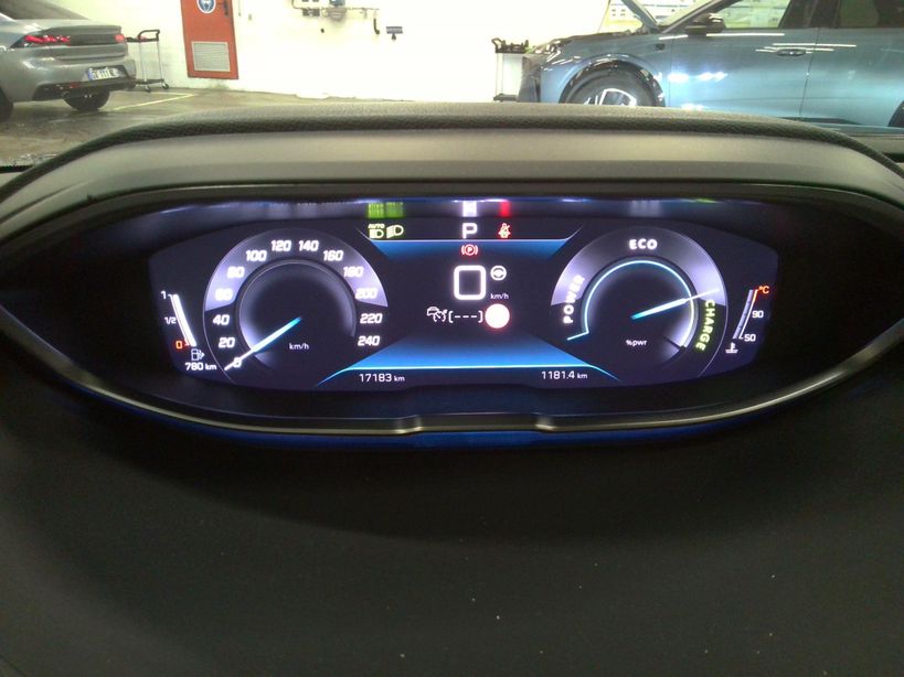 PEUGEOT 3008 2024 - Photo n°5