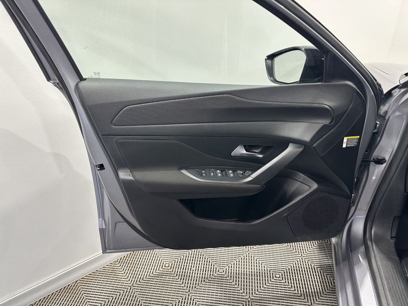 PEUGEOT 308 2024 - Photo n°10