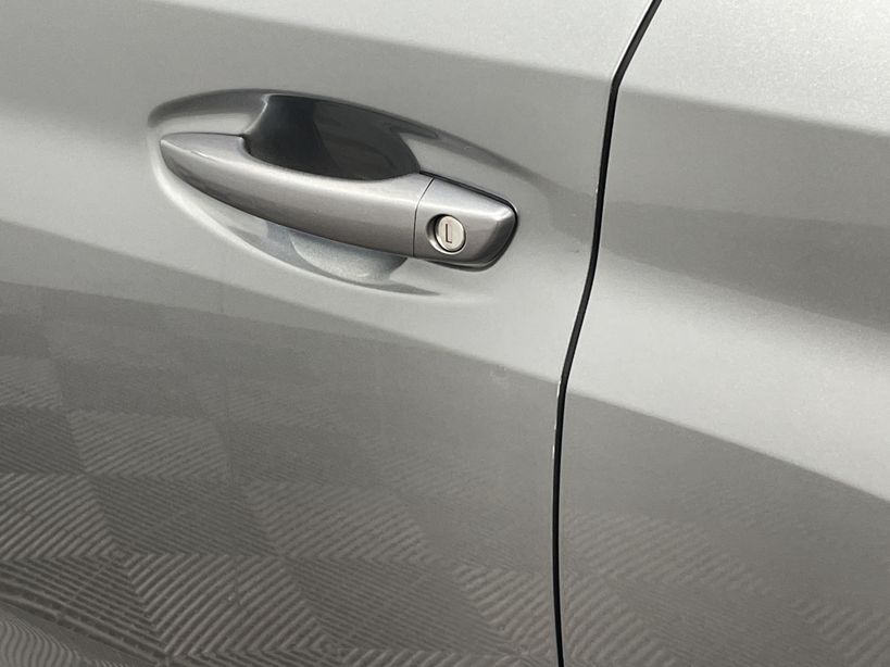 PEUGEOT 208 2024 - Photo n°2