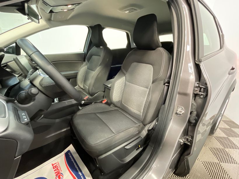 RENAULT CAPTUR 2023 - Photo n°9