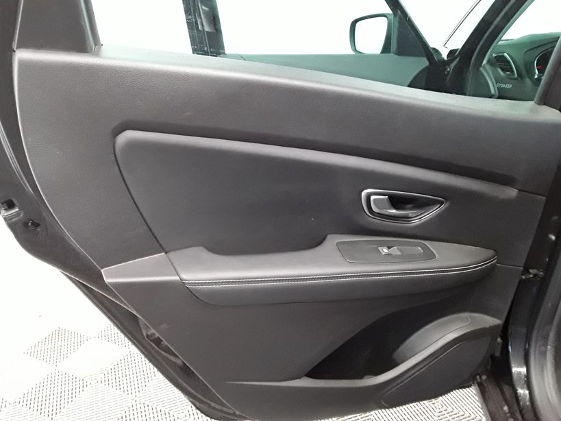 RENAULT GRAND SCENIC IV BUSINESS 2018 - Photo n°17