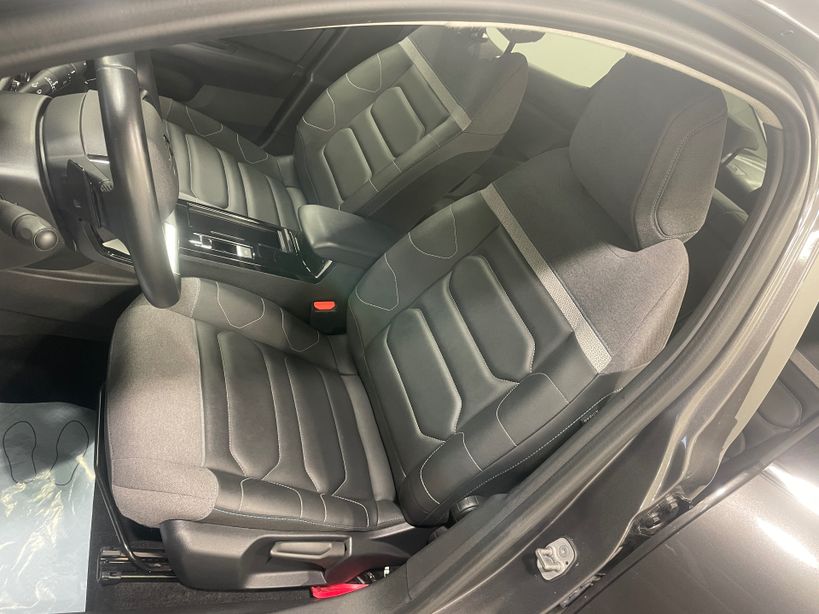 CITROEN C4 X 2023 - Photo n°25