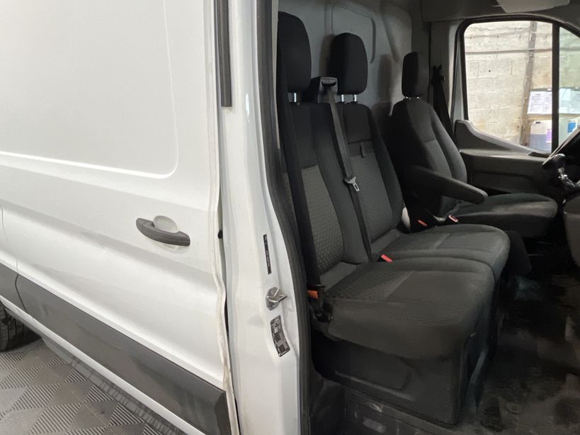 FORD TRANSIT FOURGON 2020 - Photo n°35