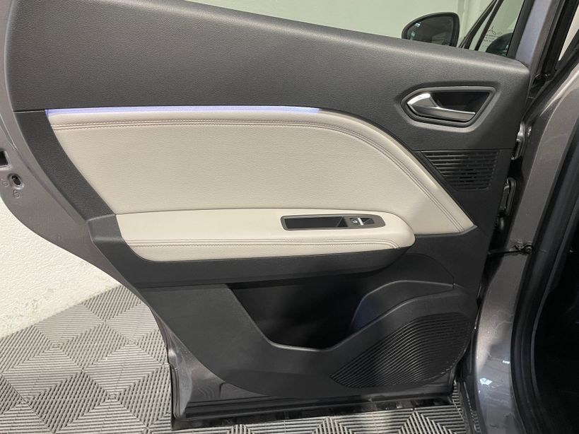 RENAULT CAPTUR 2023 - Photo n°16