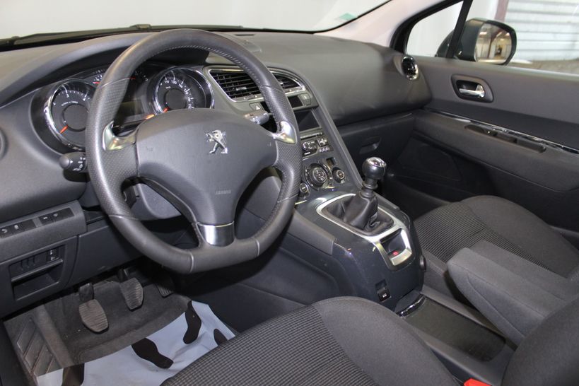 PEUGEOT 5008 2016 - Photo n°10
