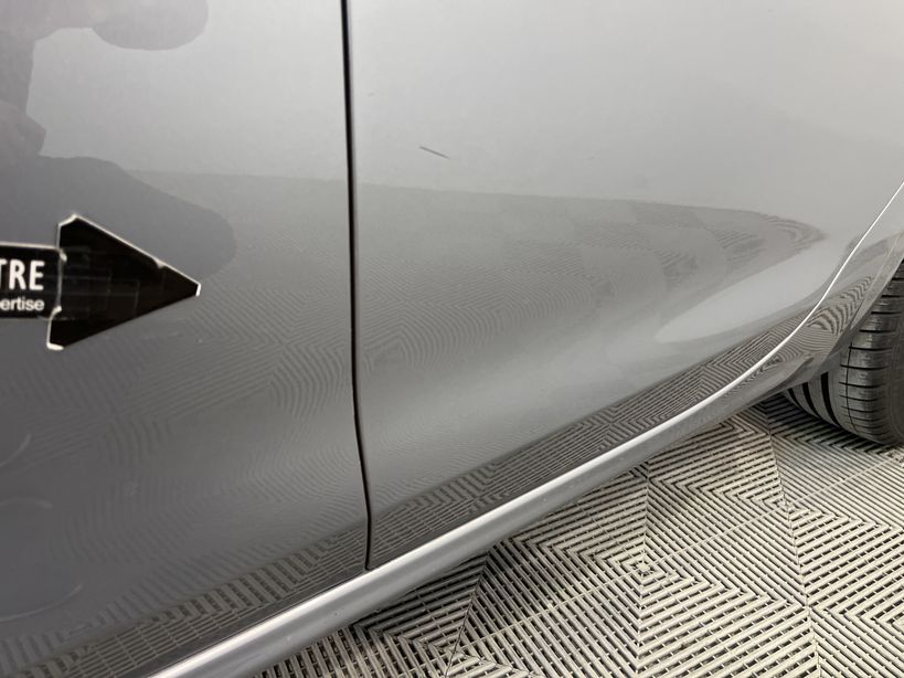 PEUGEOT 208 2019 - Photo n°15